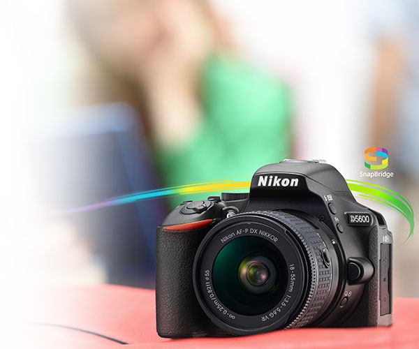 Cámara réflex digital Nikon D5600 con lente de 18-55 mm – TechCam
