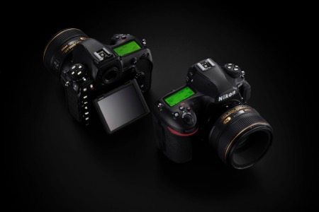 Product shot of the D850 front and back views