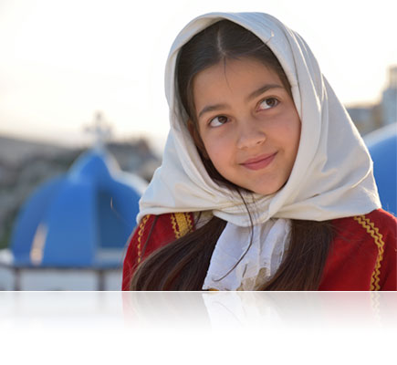 Photo of a young girl looking out of the frame, shot with the AF-S DX NIKKOR 16-80mm f/2.8-4E ED VR lens