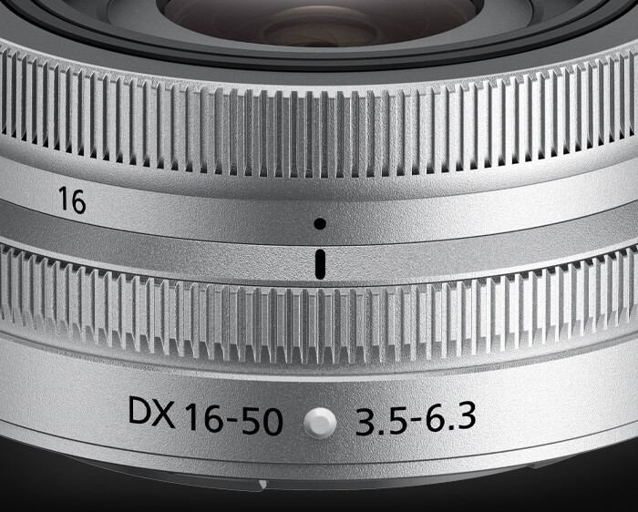 close up of the lens barrel of the NIKKOR Z DX 16-50mm f/3.5-6.3 VR - Silver lens