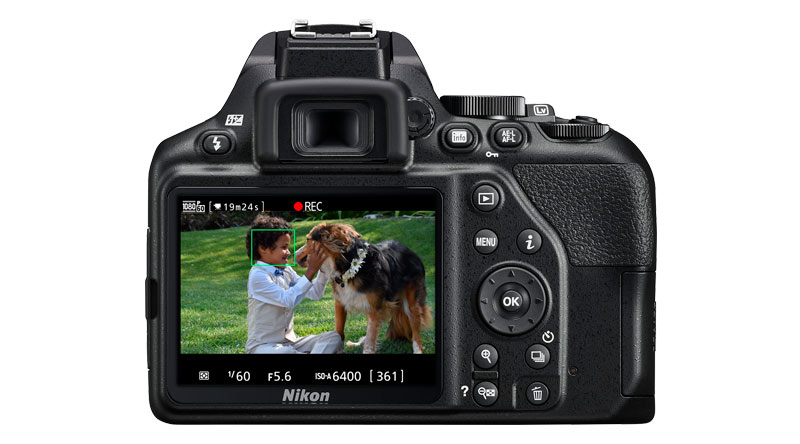 Fotógrafo o vlogger? Esa cámara réflex Nikon D3500 con objetivo sirve para  todo y cuesta 427€