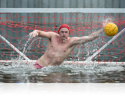 AF-S Teleconverter TC-14E III photo of a water polo goalie in action